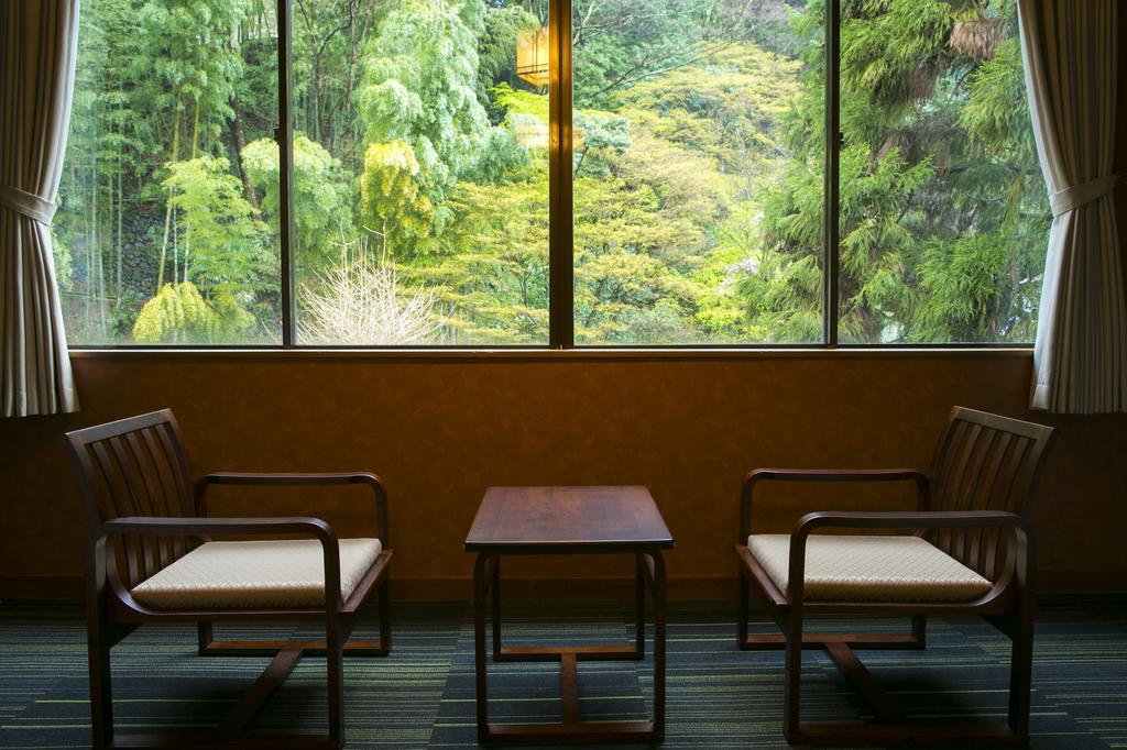 Yugawara-Onsen Komachikan Exterior photo